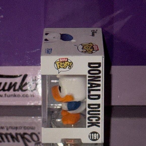 Funko: Donald Duck #1191 Funko Bitty Pop! from Disney Mickey & Friends Series - Picture 2 of 9